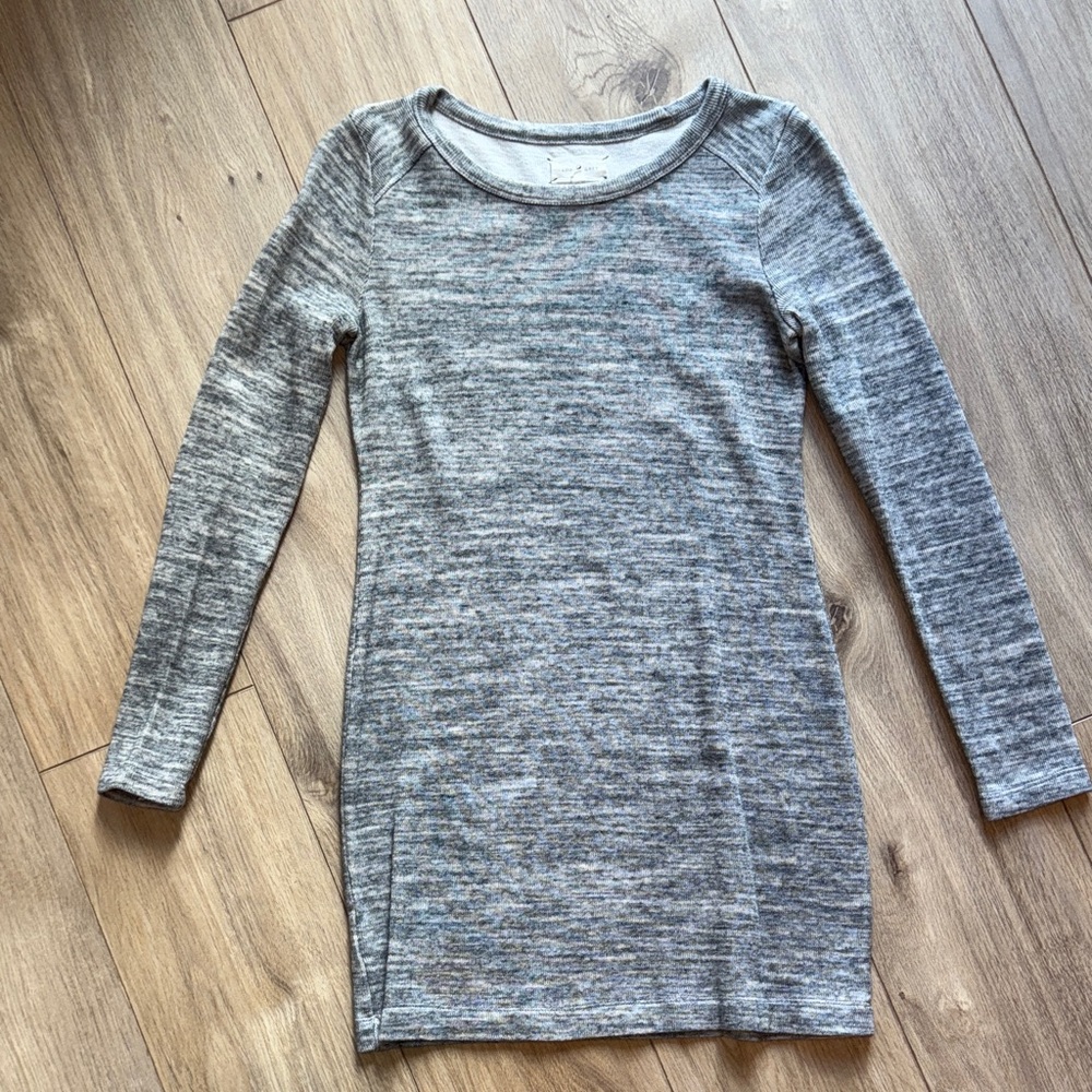 LOU & GREY Long Sleeve Crew Neck Gray Mini Sweater Dress